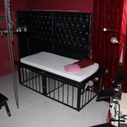 SM-Studio-Berlin-bizarr-lady-fetisch-bdsm-ausstattung-55