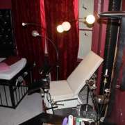 SM-Studio-Berlin-bizarr-lady-fetisch-bdsm-ausstattung-63